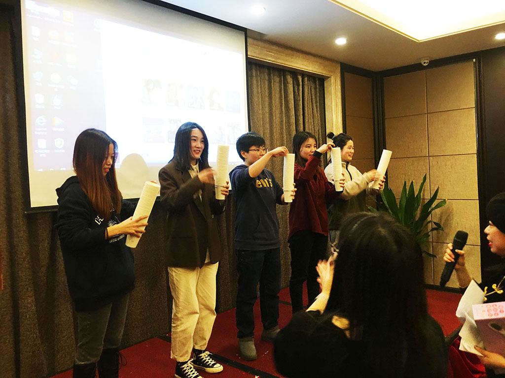 2021年-姜考跨境電(diàn)商(shāng)-公(gōng)司年會完美落幕(圖4)